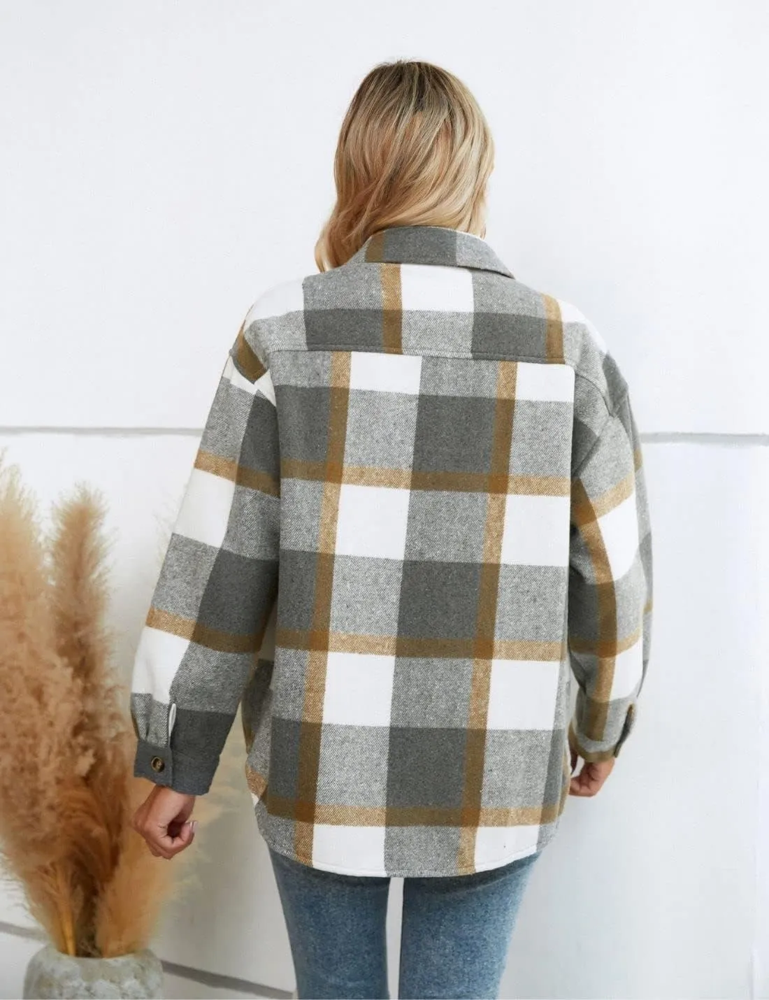 FindThy Women's Warm Sherpa Lined Fleece Plaid Flannel Shirt Jacket Button Down Fuzzy Shacket